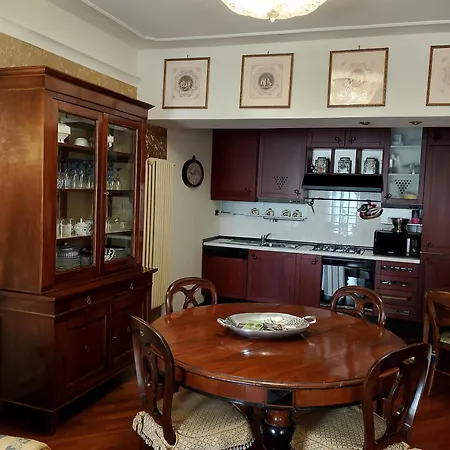 Boutique Oliva * Salò